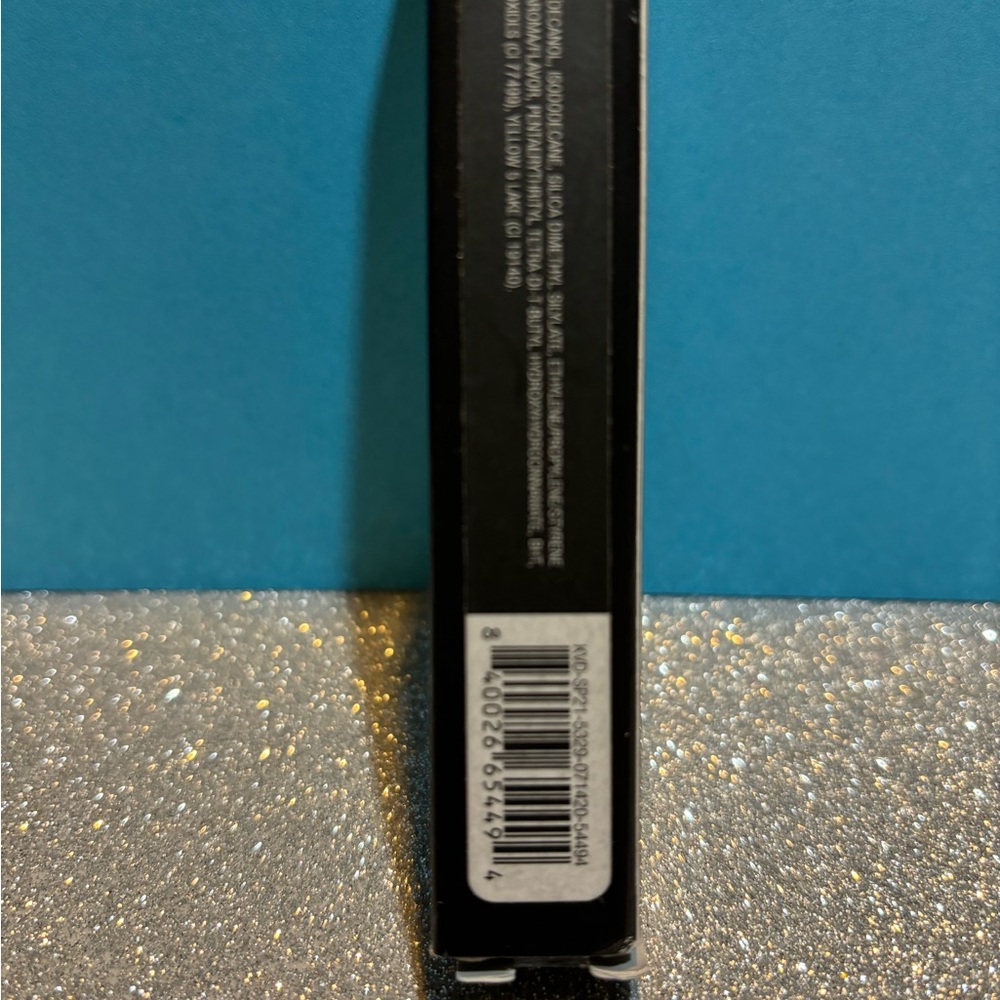 BNIB! Kat Von D XO Vinyl Lip Cream in Hollyhock 70 🌹 - Picture 5 of 8